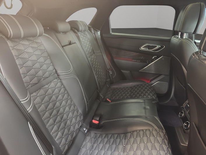 immagine del veicolo LAND ROVER RANGE ROVER VELAR