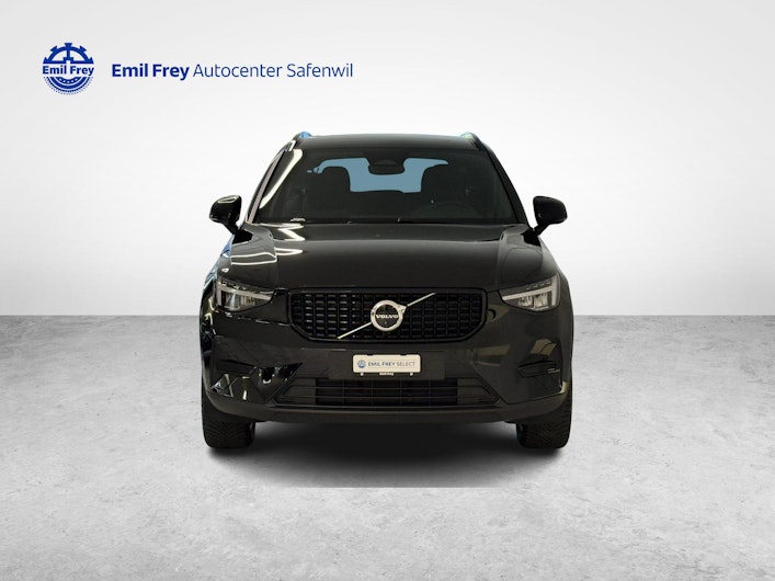 immagine del veicolo VOLVO XC40