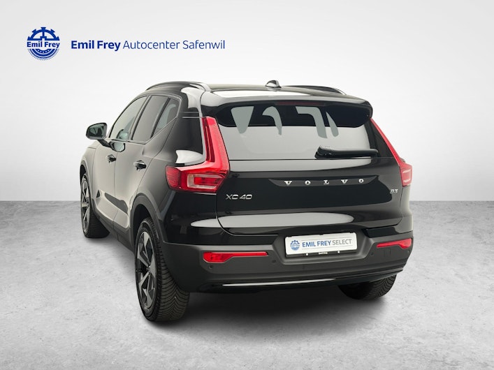 immagine del veicolo VOLVO XC40