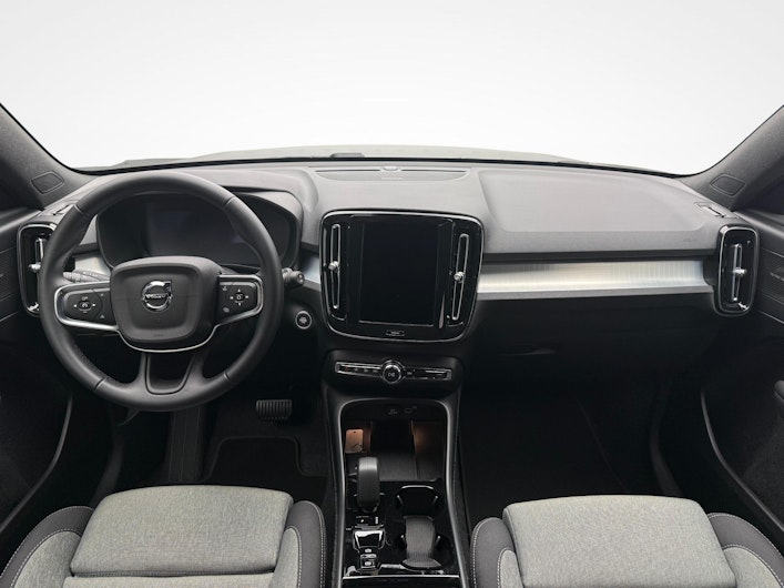 immagine del veicolo VOLVO XC40