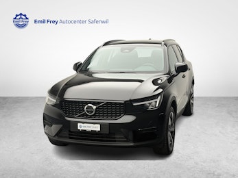 Fahrzeugbild VOLVO XC40 2.0 B3 MH Plus Dark Fahrzeugbild VOLVO XC40 2.0 B3 MH Plus Dark