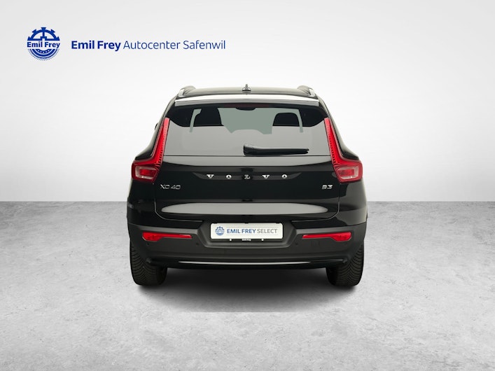 immagine del veicolo VOLVO XC40