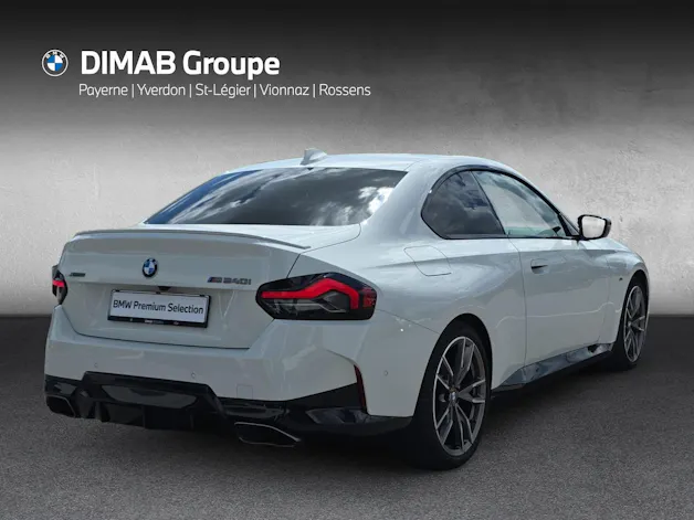 BMW M240i xDrive Coupé