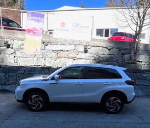 Suzuki Vitara 1.4 T Sakura Top Hybrid 4x4