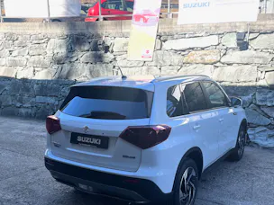 Suzuki Vitara 1.4 T Sakura Top Hybrid 4x4