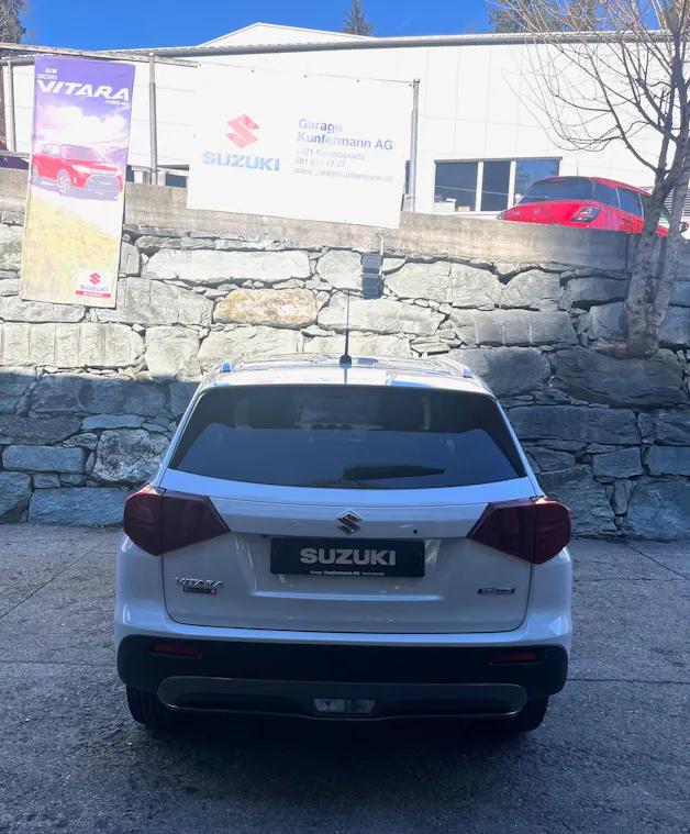 Suzuki Vitara 1.4 T Sakura Top Hybrid 4x4
