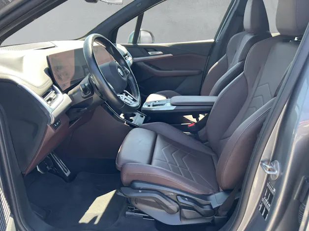 BMW 218i Active Tourer M Sport (CH) AHK