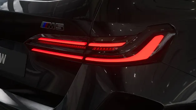 BMW M5 xDrive Touring