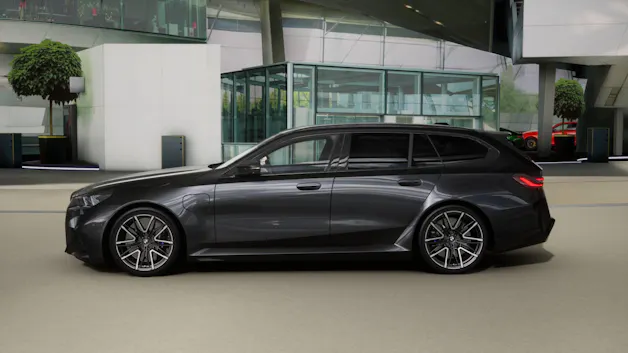 BMW M5 xDrive Touring