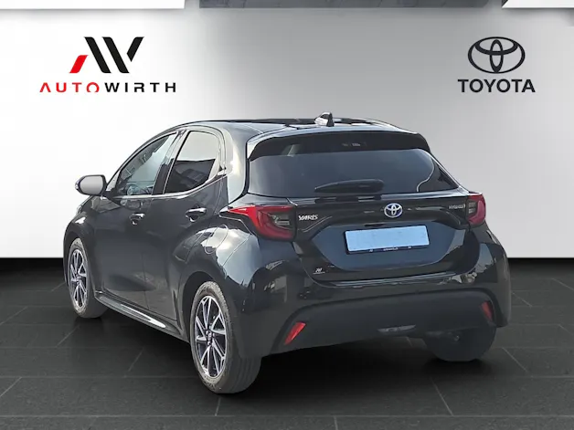 Toyota Yaris 1.5 VVT-i HSD Trend