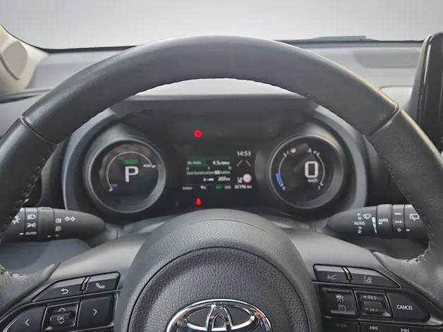 Toyota Yaris 1.5 VVT-i HSD Trend