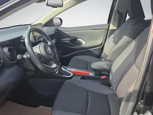Toyota Yaris 1.5 VVT-i HSD Trend
