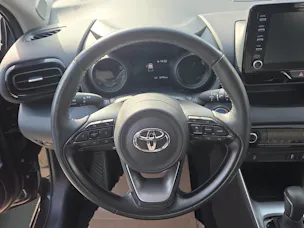 Toyota Yaris 1.5 VVT-i HSD Trend