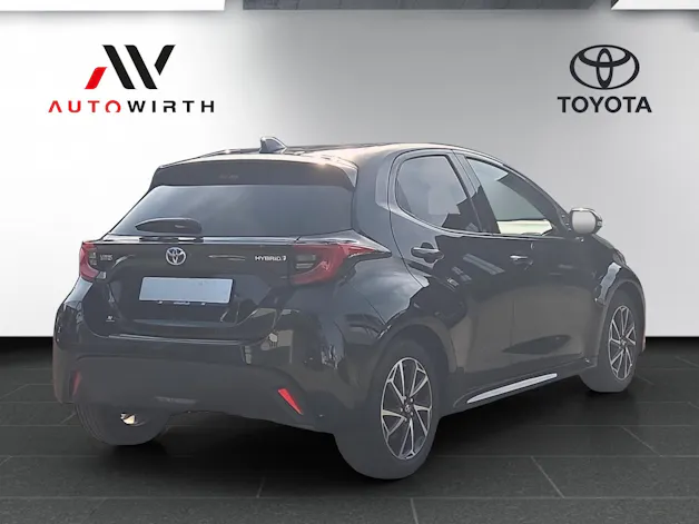 Toyota Yaris 1.5 VVT-i HSD Trend