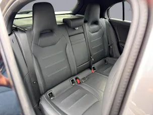Mercedes-Benz A 250 AMG Line 4m