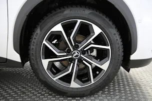 Lexus LBX 1.5 Hybrid Cool AWD
