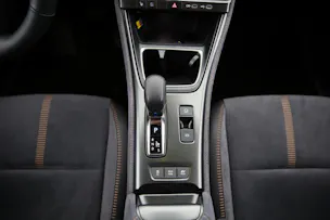 Lexus LBX 1.5 Hybrid Cool AWD