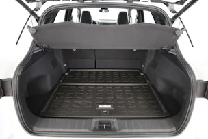 Lexus LBX 1.5 Hybrid Cool AWD