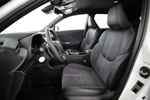 Fahrzeugbild LEXUS LBX 1.5 Hybrid Cool AWD