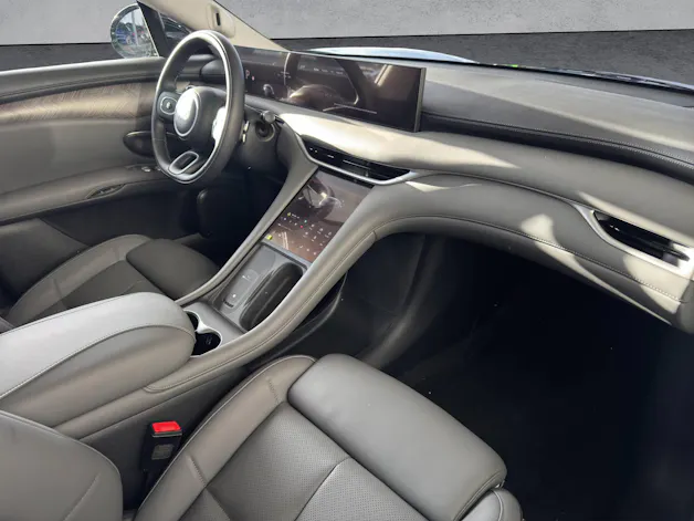 MG IM6 100 kWh Performance 21 4WD
