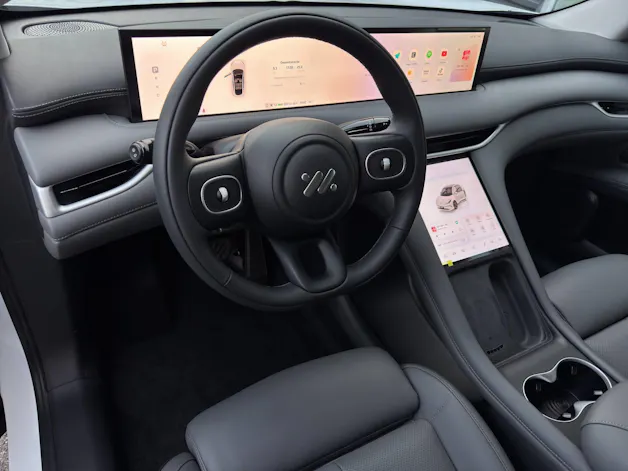 MG IM6 100 kWh Performance 21 4WD