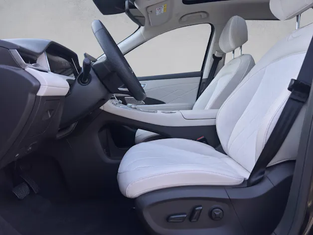 MG S6 EV 77 kWh Luxury 4WD