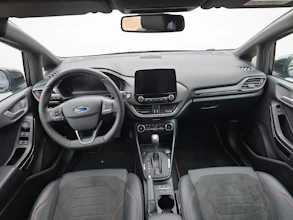 https://vehicle.imgix.net/4208358/da6b80dc-9abe-43f7-a9de-282e9667b777.jpg