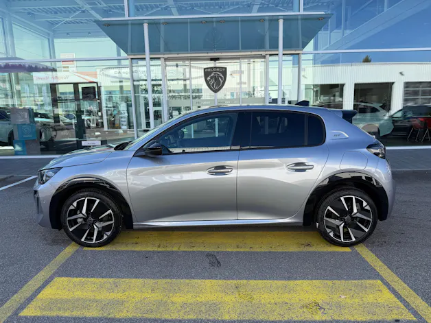 Peugeot 208 1.2 Hybrid 145 GT