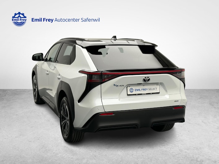 immagine del veicolo TOYOTA BZ4X