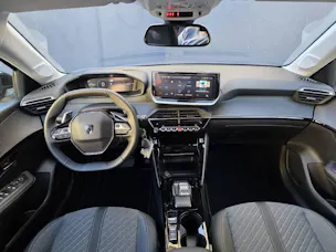 Peugeot 208 NEW 1.2 Hybrid Allure