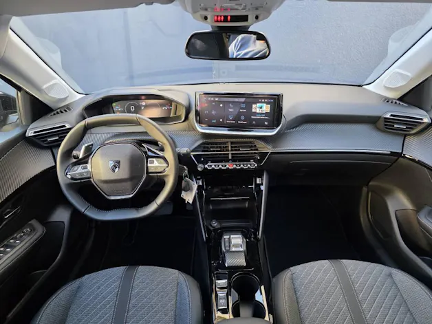 Peugeot 208 NEW 1.2 Hybrid Allure