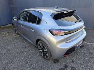 Peugeot 208 NEW 1.2 Hybrid Allure