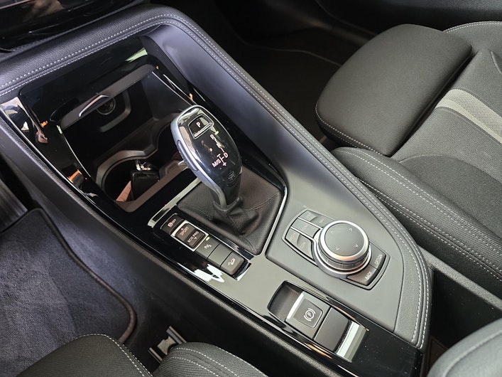 immagine del veicolo BMW X2