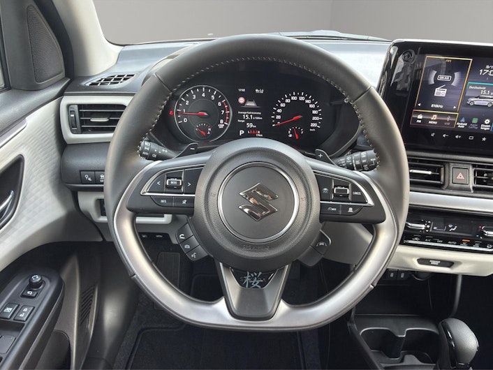 image du véhicule SUZUKI SWIFT