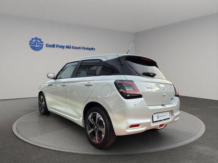 image du véhicule SUZUKI SWIFT