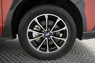 Fahrzeugbild SUBARU Crosstrek 2.0i e-Boxer Swiss Plus