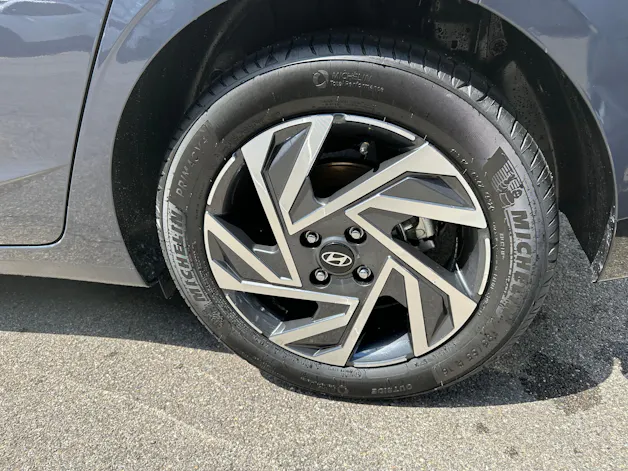 Hyundai i20 1.0 T-GDi Amplia