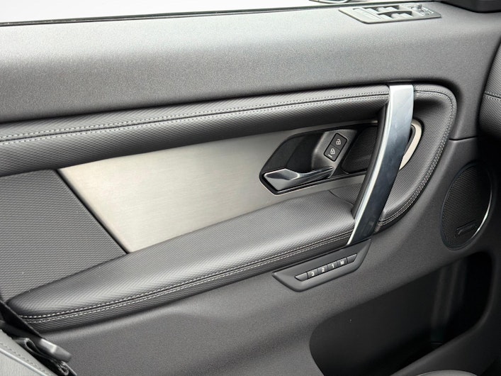 Fahrzeugbild LAND ROVER DISCOVERY SPORT