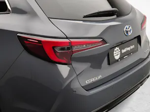 Toyota Corolla Touring Sports 2.0 HSD Swiss Edition 0.99% Leasing