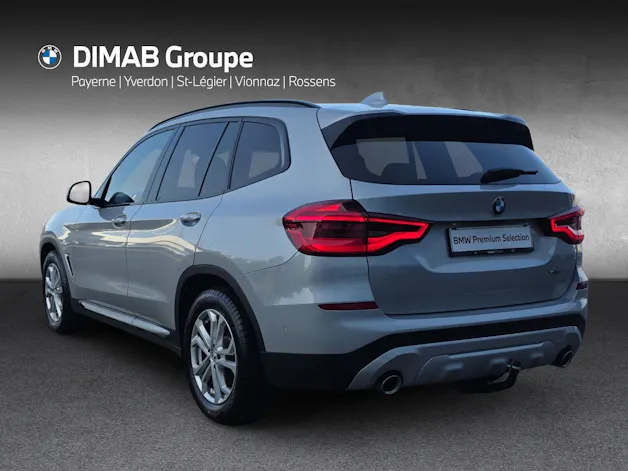 BMW X3 20d xDrive paddles