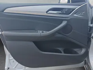 BMW X3 20d xDrive paddles
