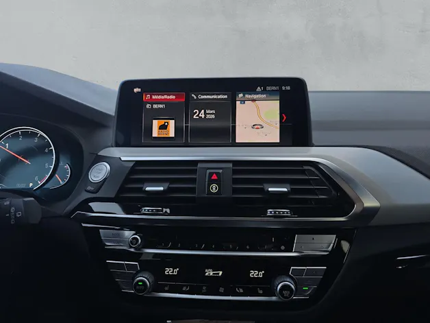 BMW X3 20d xDrive paddles