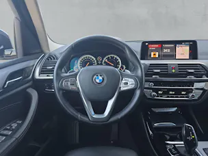 BMW X3 20d xDrive paddles