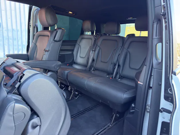 Mercedes-Benz V 300 d Swiss Ed. lang Van