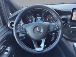 Mercedes-Benz V 300 d Swiss Ed. lang Van