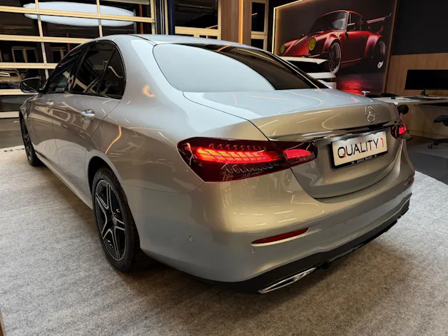 Mercedes-Benz E 200 d AMG Line
