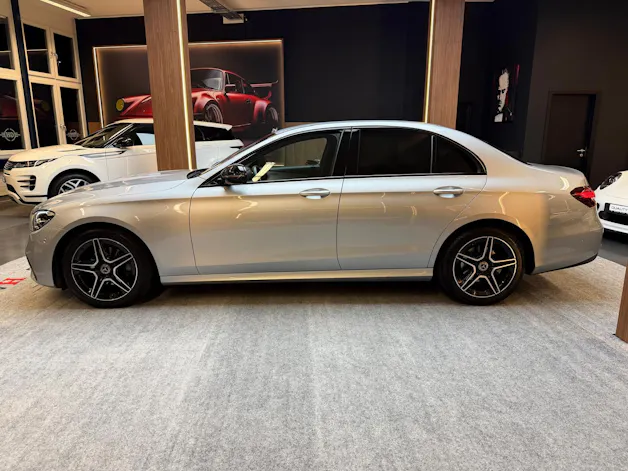 Mercedes-Benz E 200 d AMG Line