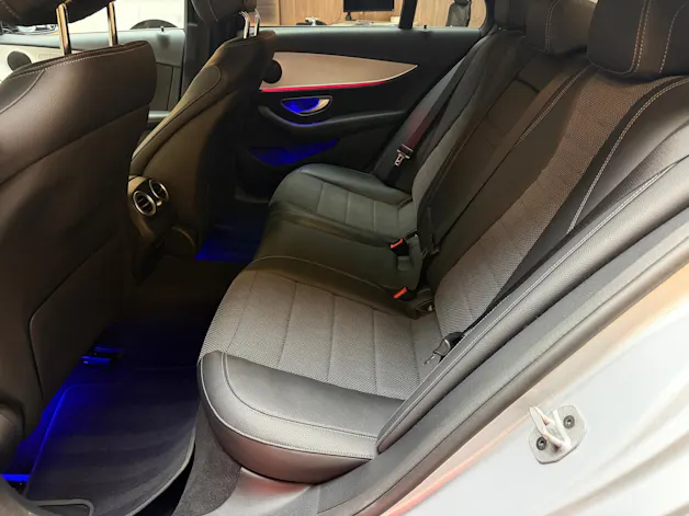 Mercedes-Benz E 200 d AMG Line