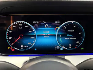Mercedes-Benz E 200 d AMG Line