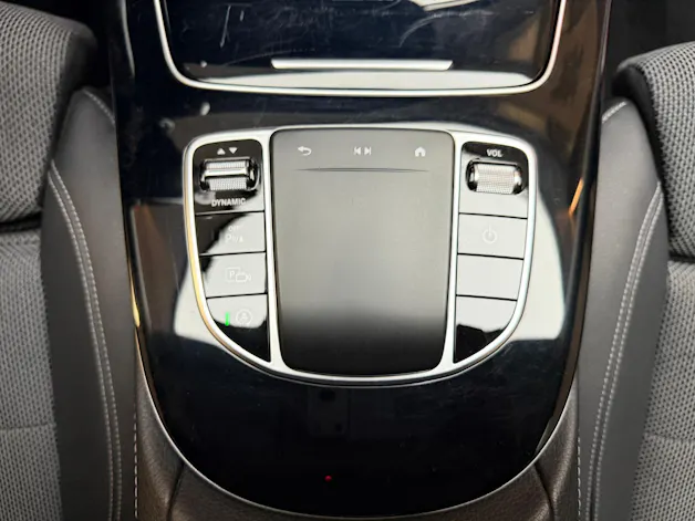 Mercedes-Benz E 200 d AMG Line